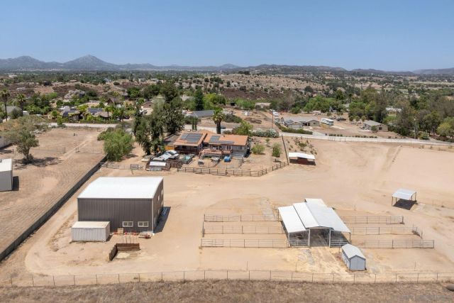 266 Woodmeadow Ln, Ramona, CA 92065