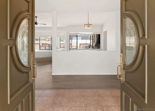 266 Woodmeadow Ln, Ramona, CA 92065