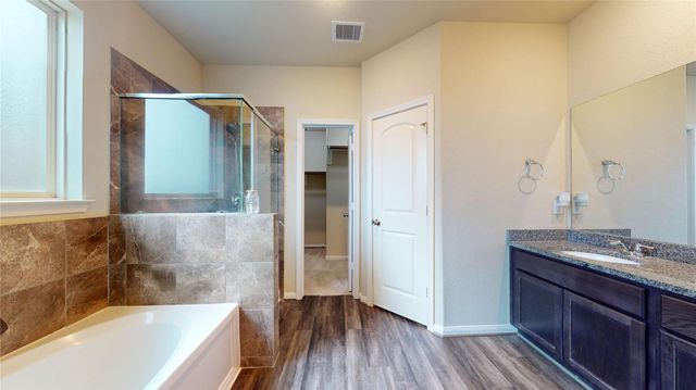 321 Terra Vista Circle, Montgomery, TX 77356