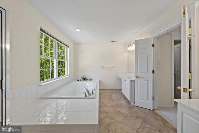 2156 GRANT FARM CT, Marriottsville, MD 21104