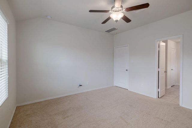 824 Tabernash DR, Leander, TX 78641