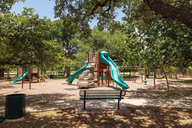 824 Tabernash DR, Leander, TX 78641