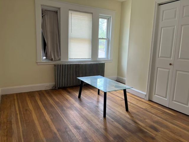 85 Town Hill Street 85, Quincy, MA 02169