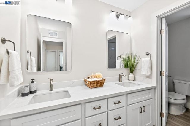 2163 Mercury Rd, Livermore, CA 94550