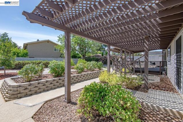 2163 Mercury Rd, Livermore, CA 94550