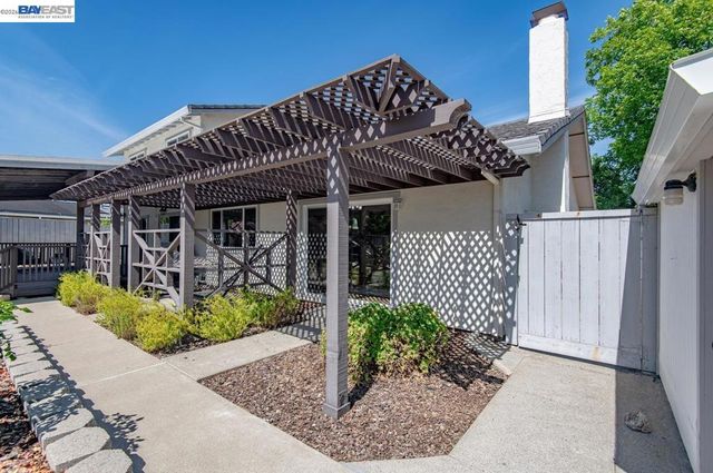 2163 Mercury Rd, Livermore, CA 94550