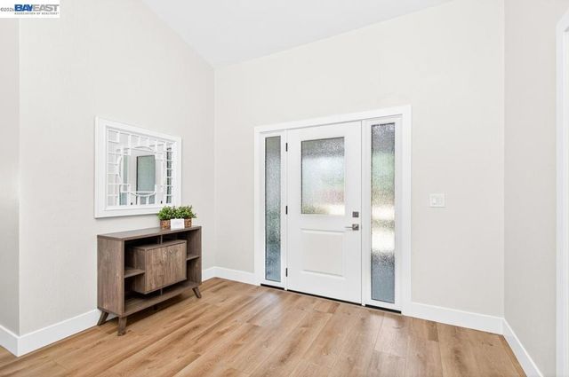 2163 Mercury Rd, Livermore, CA 94550