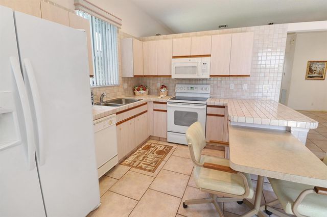 5006 Heron Court, Coconut Creek, FL 33073