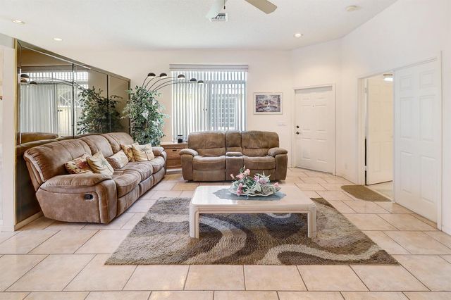 5006 Heron Court, Coconut Creek, FL 33073