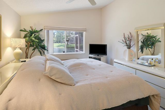 5006 Heron Court, Coconut Creek, FL 33073