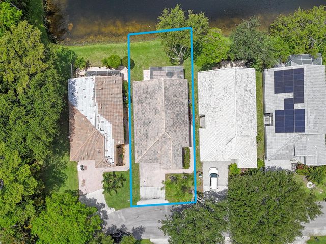 5006 Heron Court, Coconut Creek, FL 33073