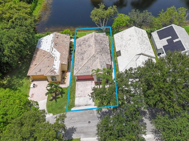 5006 Heron Court, Coconut Creek, FL 33073