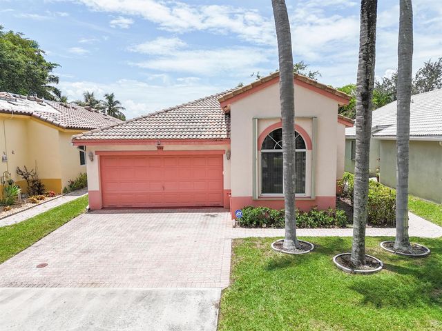 5006 Heron Court, Coconut Creek, FL 33073