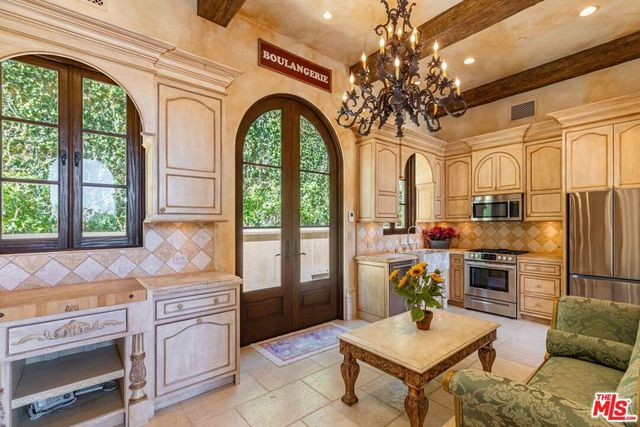 25305 Prado De La Felicidad, Calabasas, CA 91302