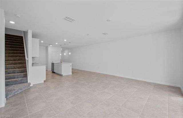 1693 Lake Jessup CIR, Cape Coral, FL 33909