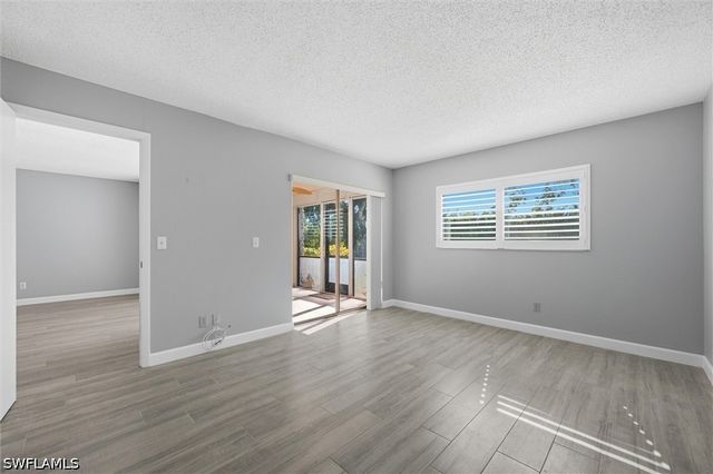 5757 Gage LN 102C, Naples, FL 34113