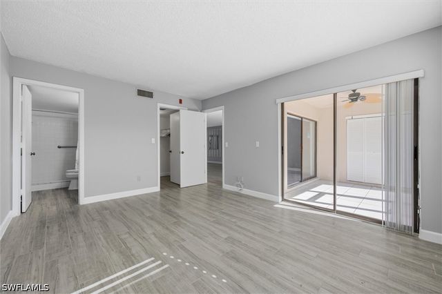 5757 Gage LN 102C, Naples, FL 34113