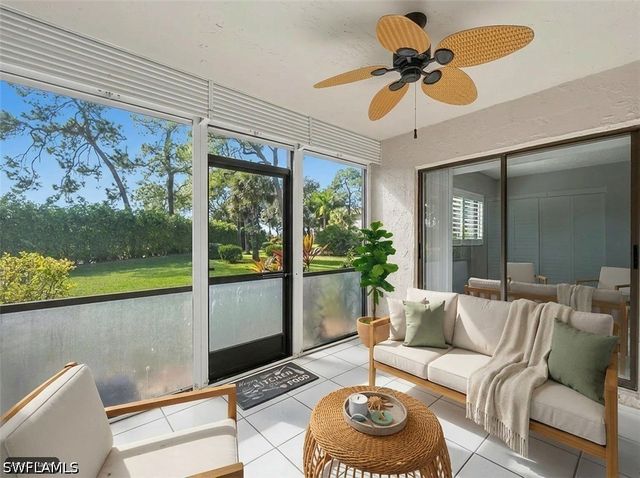 5757 Gage LN 102C, Naples, FL 34113