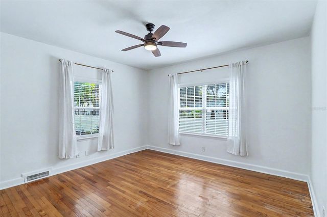 1127 22ND AVENUE N, St Petersburg, FL 33704
