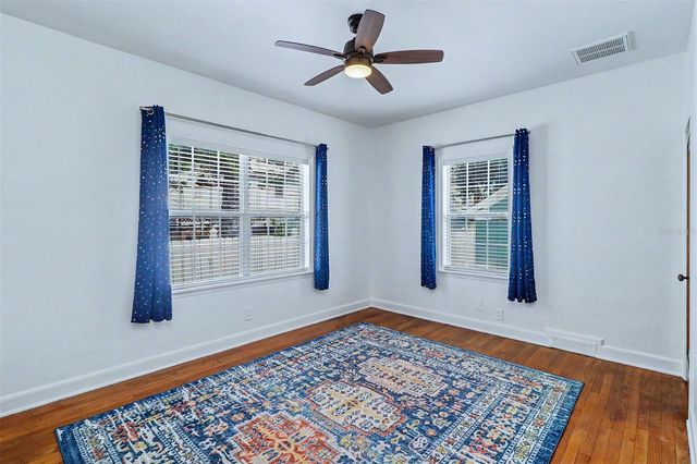 1127 22ND AVENUE N, St Petersburg, FL 33704
