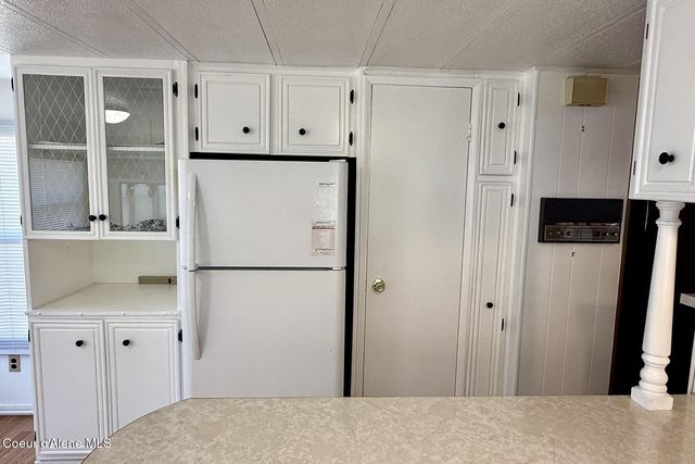 8570 N Hayden Pines Way, Hayden, ID 83835