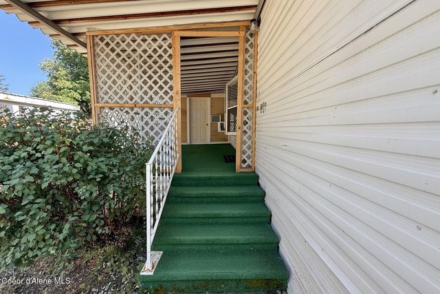 8570 N Hayden Pines Way, Hayden, ID 83835