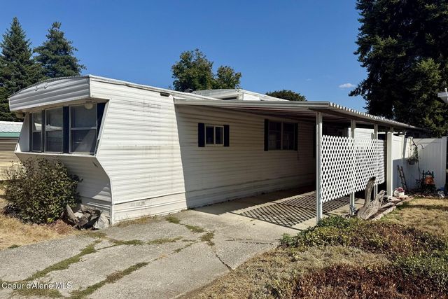 8570 N Hayden Pines Way, Hayden, ID 83835