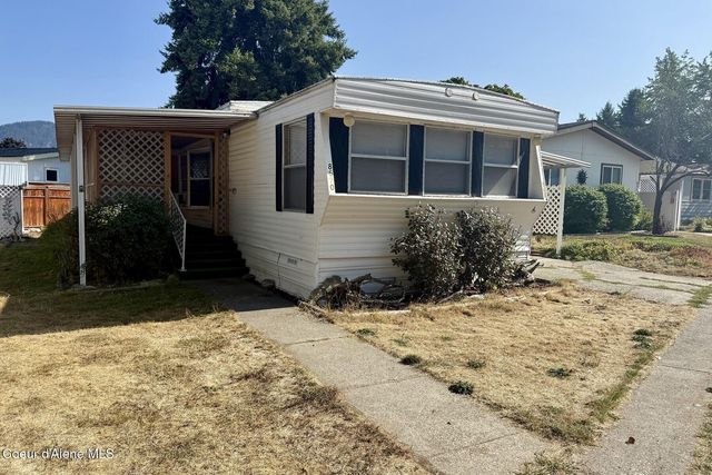 8570 N Hayden Pines Way, Hayden, ID 83835