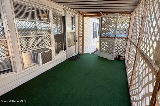 8570 N Hayden Pines Way, Hayden, ID 83835