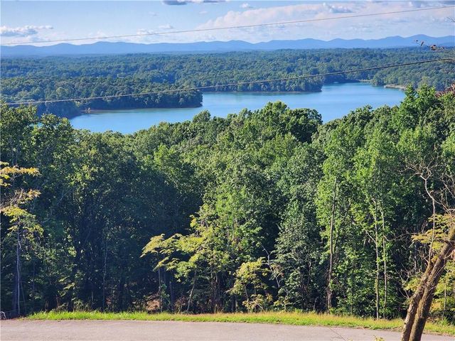 3325 Montvale Drive, Gainesville, GA 30506