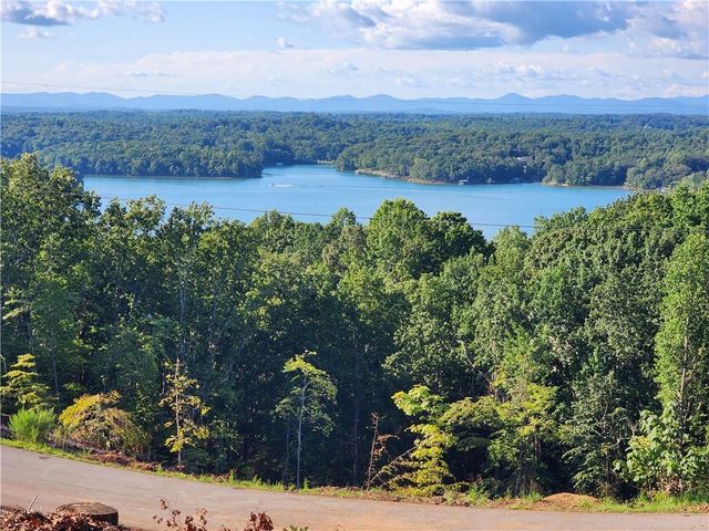 3325 Montvale Drive, Gainesville, GA 30506