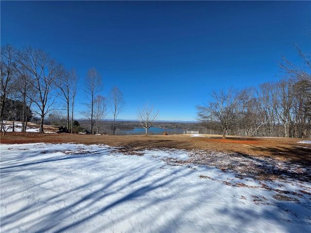 3325 Montvale Drive, Gainesville, GA 30506