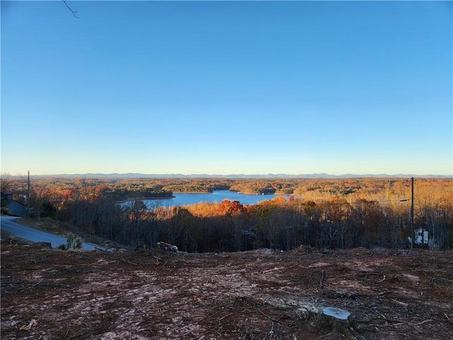 3325 Montvale Drive, Gainesville, GA 30506