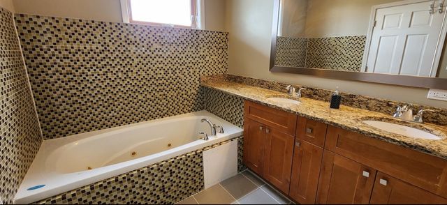 4012 S Western Avenue 2, Chicago, IL 60609