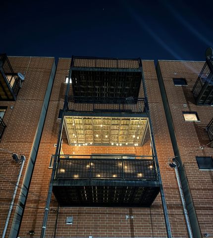 4012 S Western Avenue 2, Chicago, IL 60609