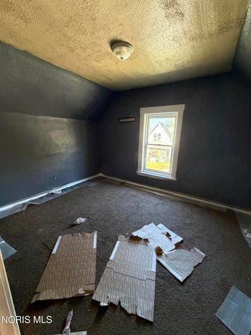 2732 Albion Street, Toledo, OH 43610
