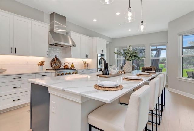 2686 MEANDER COVE, Wesley Chapel, FL 33543
