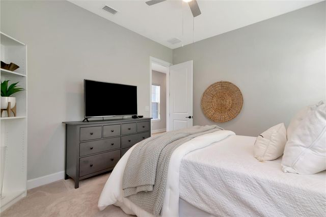 2686 MEANDER COVE, Wesley Chapel, FL 33543