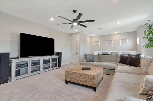 2686 MEANDER COVE, Wesley Chapel, FL 33543