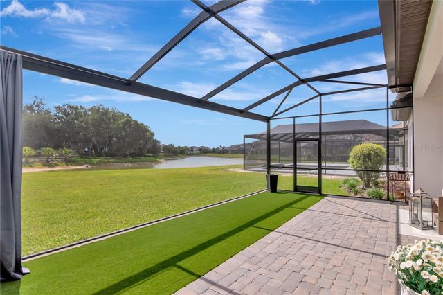 2686 MEANDER COVE, Wesley Chapel, FL 33543