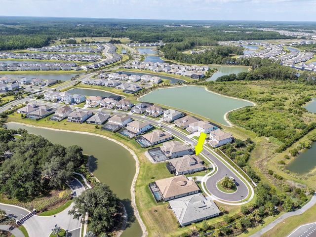 2686 MEANDER COVE, Wesley Chapel, FL 33543