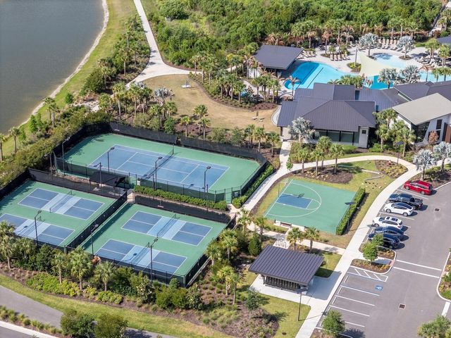 2686 MEANDER COVE, Wesley Chapel, FL 33543