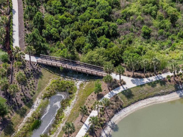 2686 MEANDER COVE, Wesley Chapel, FL 33543