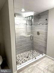 1004 S CAMERON ST, Winchester, VA 22601