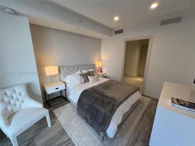 801 S Miami Ave 4608, Miami, FL 33130