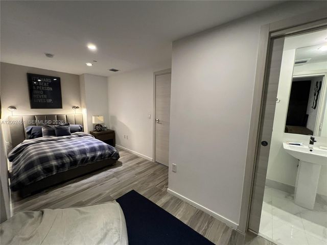 801 S Miami Ave 4608, Miami, FL 33130