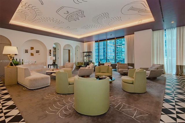 801 S Miami Ave 4608, Miami, FL 33130