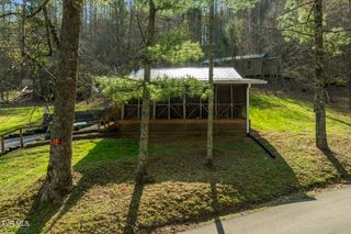 445 & 475 Log Cabin Road, Greeneville, TN 37743