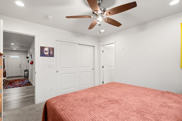 7915 Jacqueline Way, White City, OR 97503