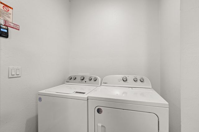 7915 Jacqueline Way, White City, OR 97503